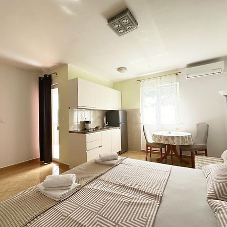 Apartments Villa Miranda Vodice Kültér fotó